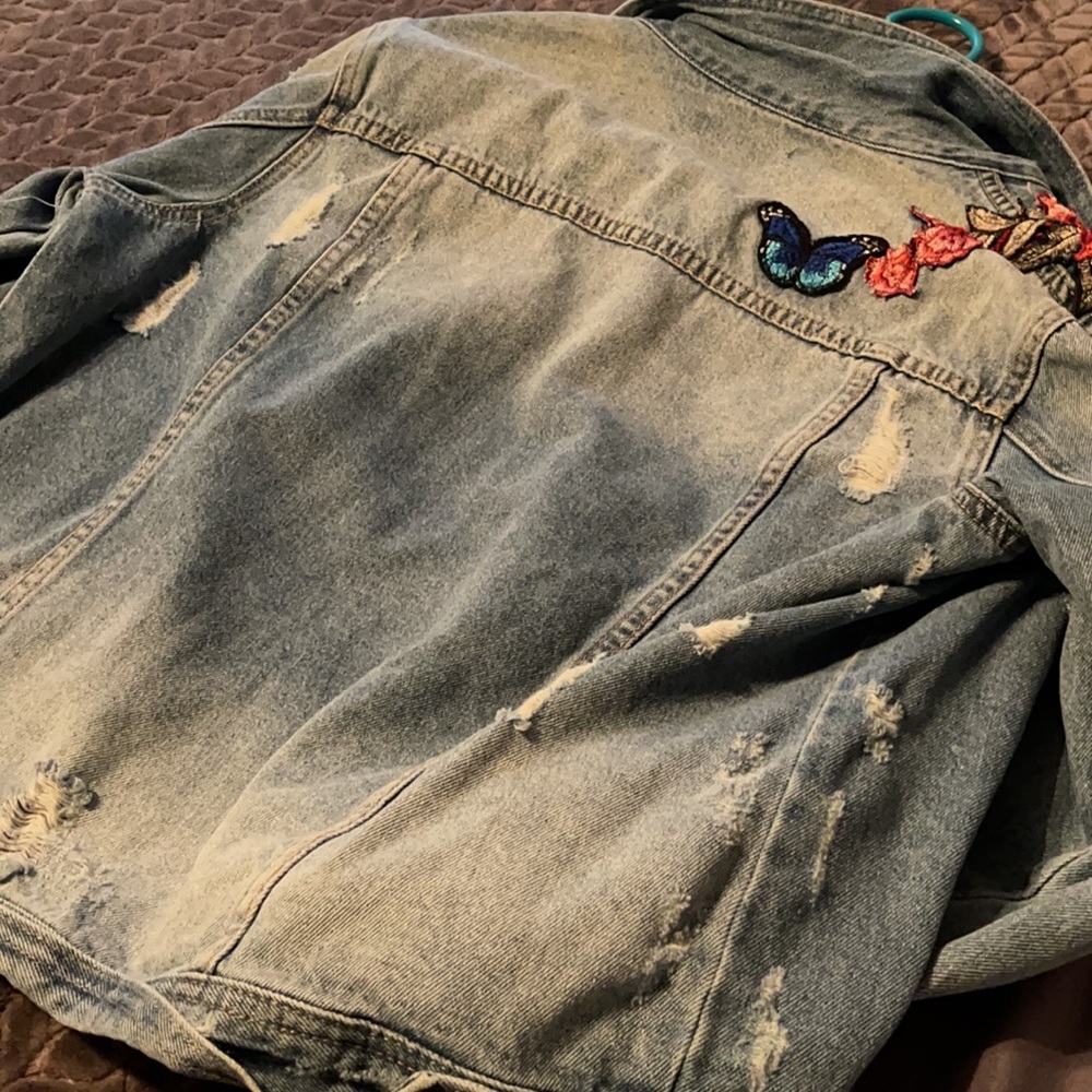 Jean Jacket - Picture 4 of 4
